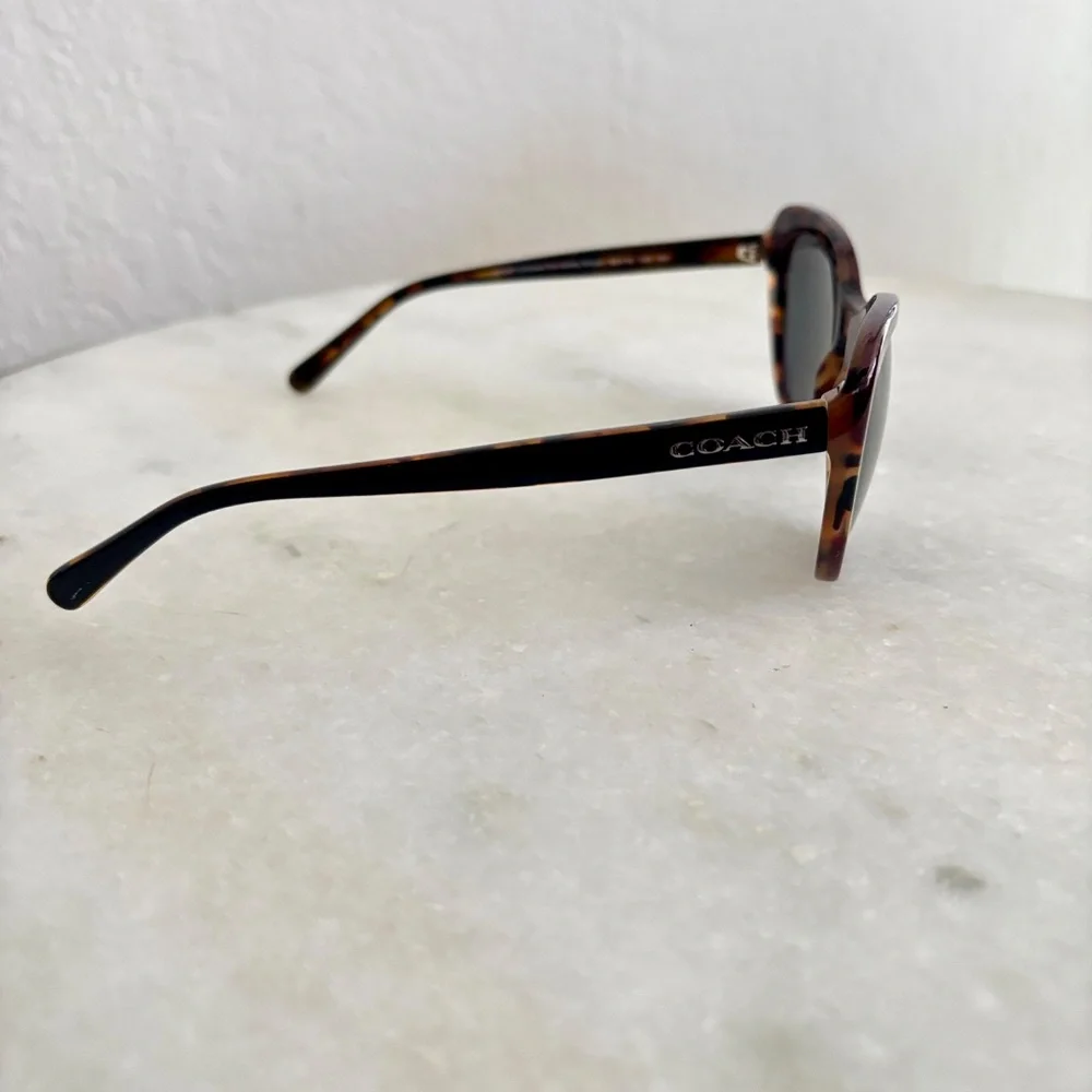 Coach Sunglasses - Picture 4 of 6